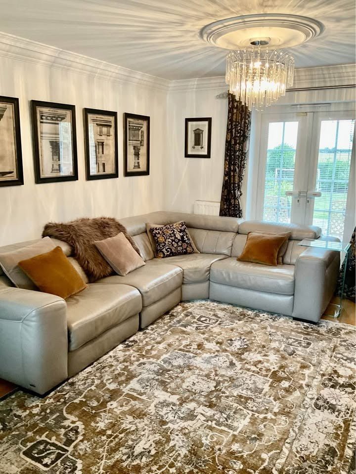 Dreamish Taupe Natuzzi Leather Corner Sofa (PTP) - Kwikley