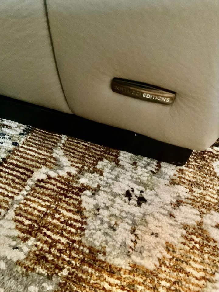 Dreamish Taupe Natuzzi Leather Corner Sofa (PTP) - Kwikley