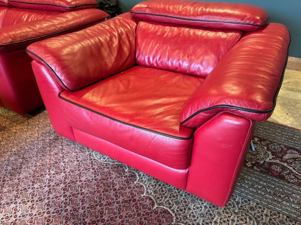 Extra Size Luxe Lush Red Leather Corner Sofa + Armchair (PTP) - Kwikley
