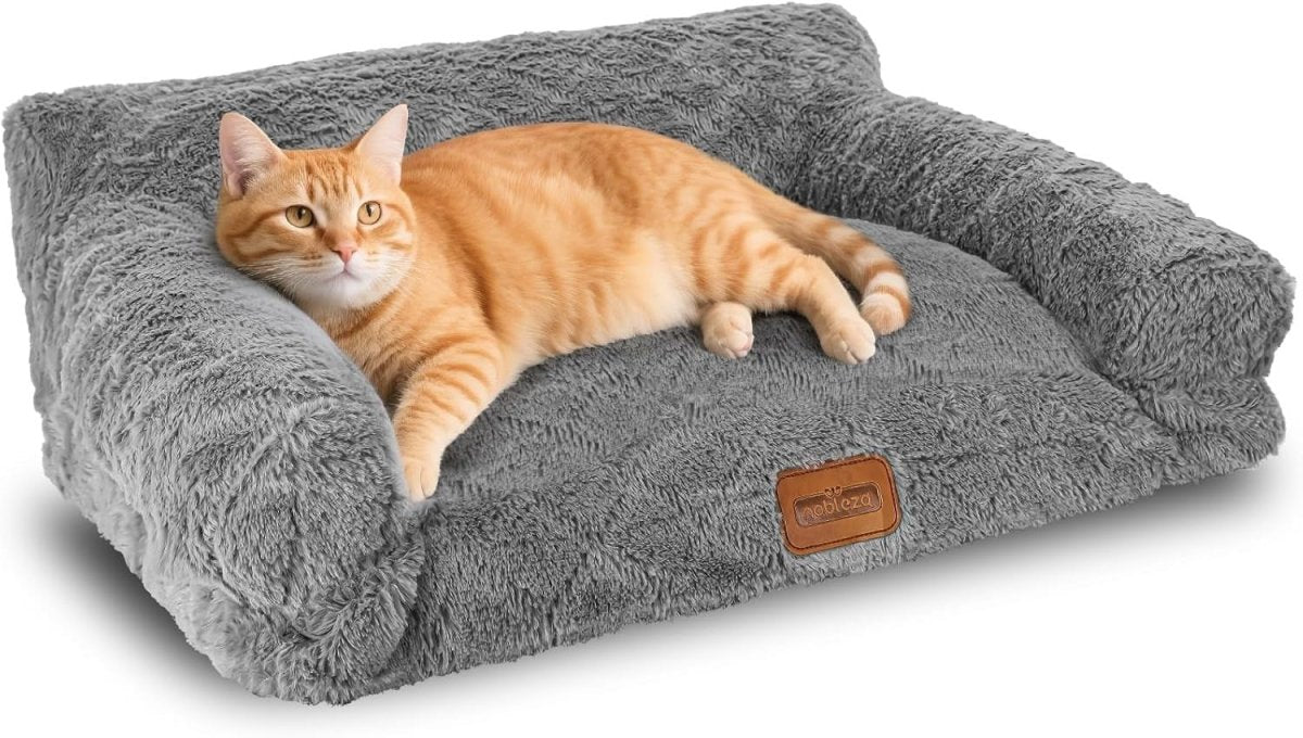 Fluffy Cat Sofa Bed Plush Pet Couch Washable Non Slip 60x45x30cm - Kwikley