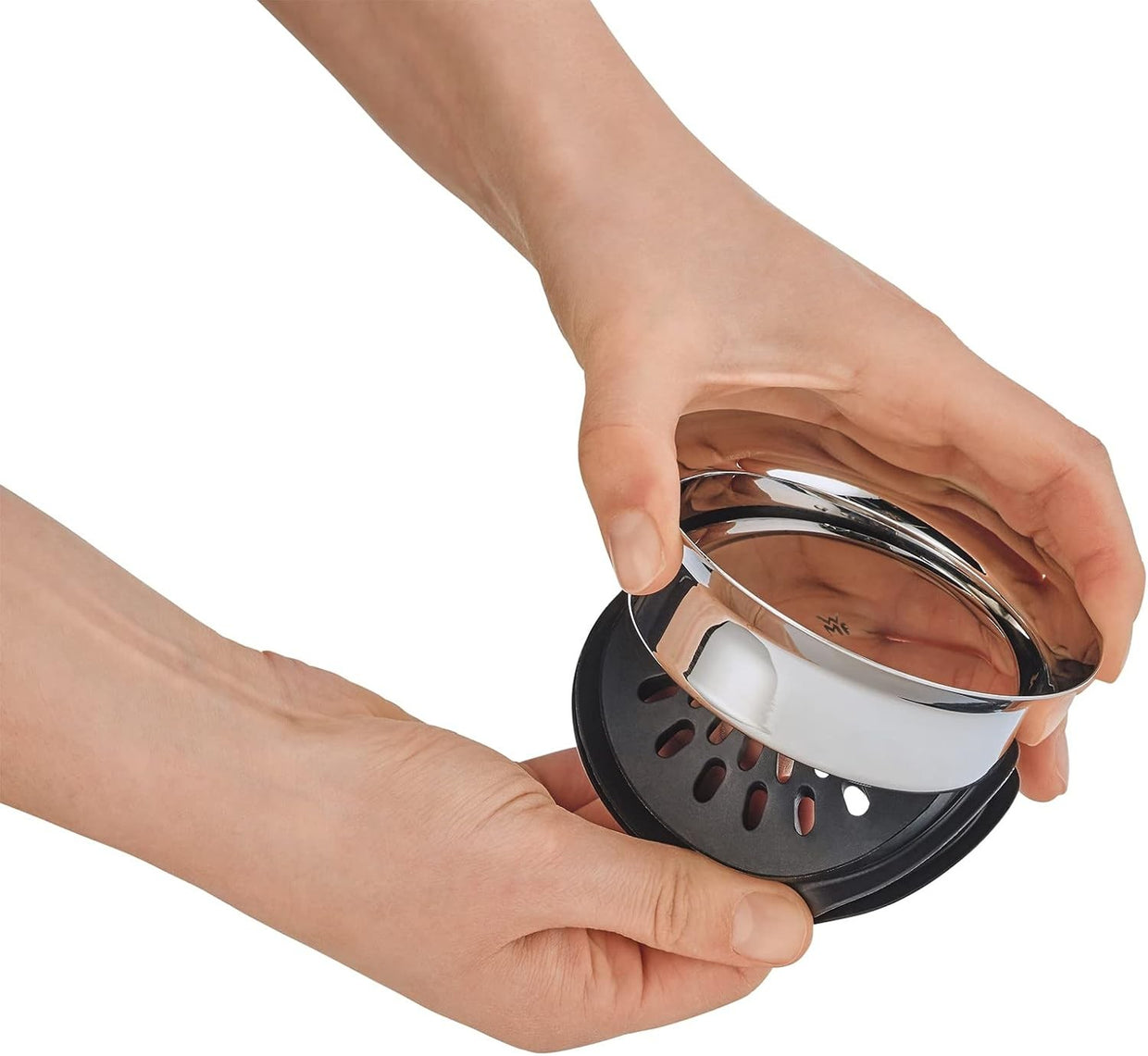 Glass Water Carafe 0.8L with Silicone Lid Lock Handle Leakproof Dishwasher Safe - Kwikley