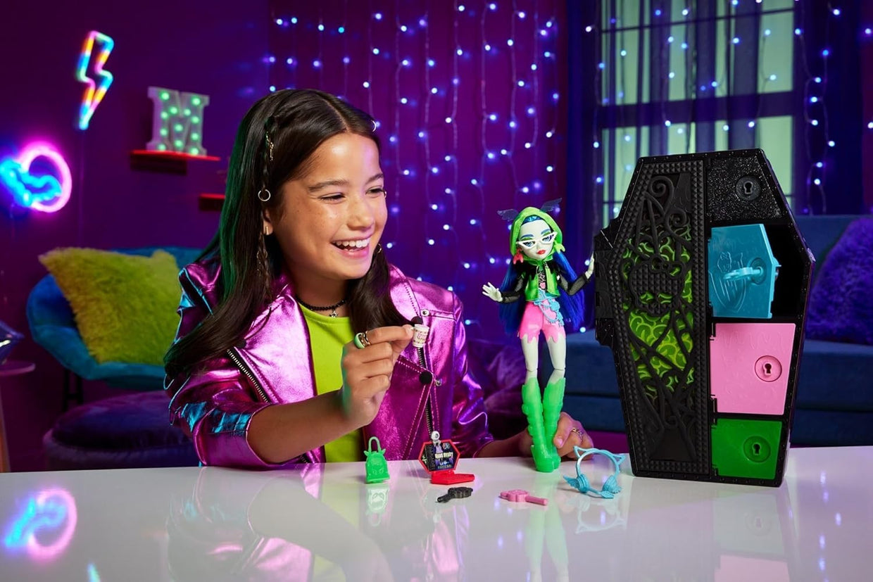 Glow Fashion Doll Locker Playset Gaming Style 19+ Surprises - Kwikley