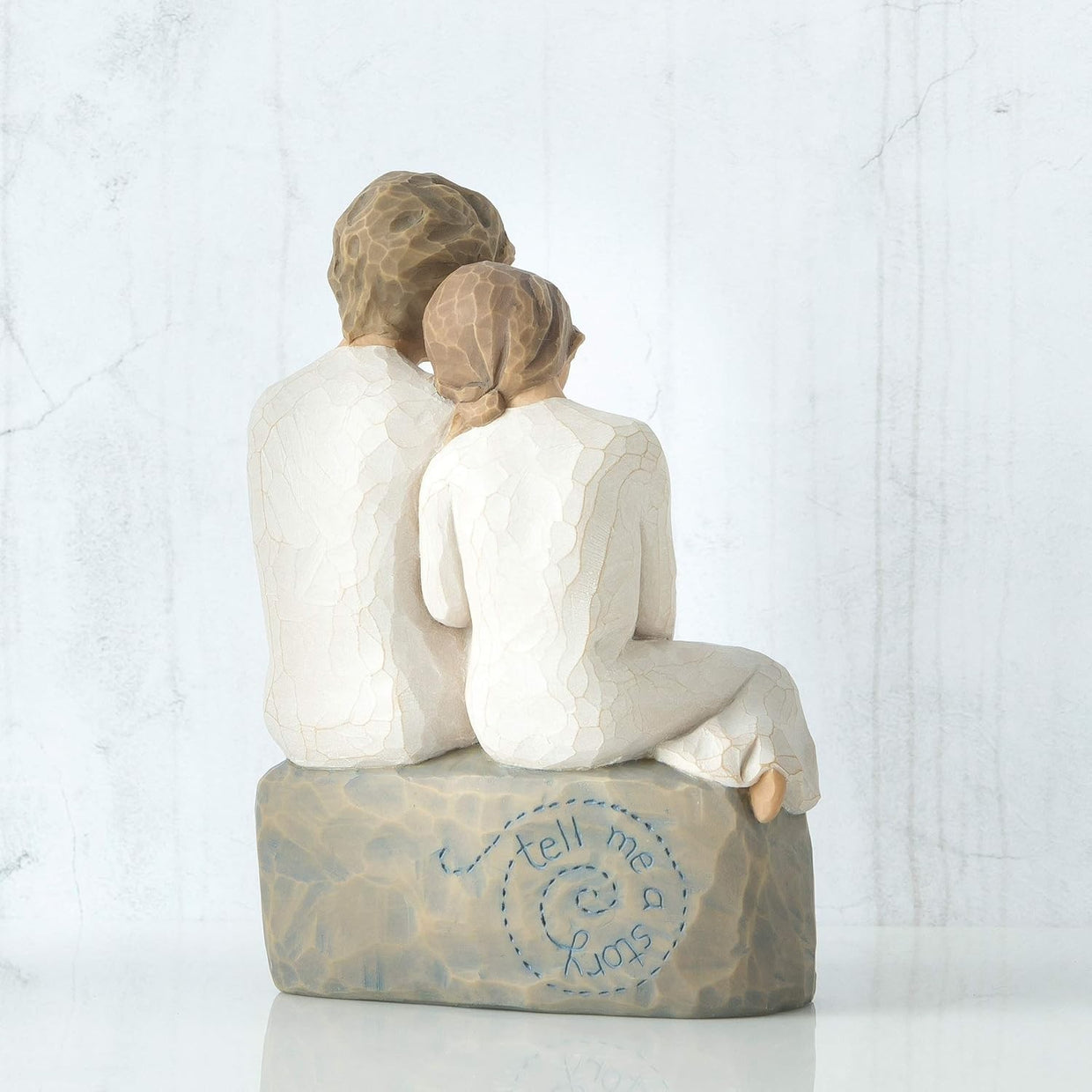 Grandmother & Child Figurine 14.5cm Resin Ornament | Family Love Sculpture Gift - Kwikley
