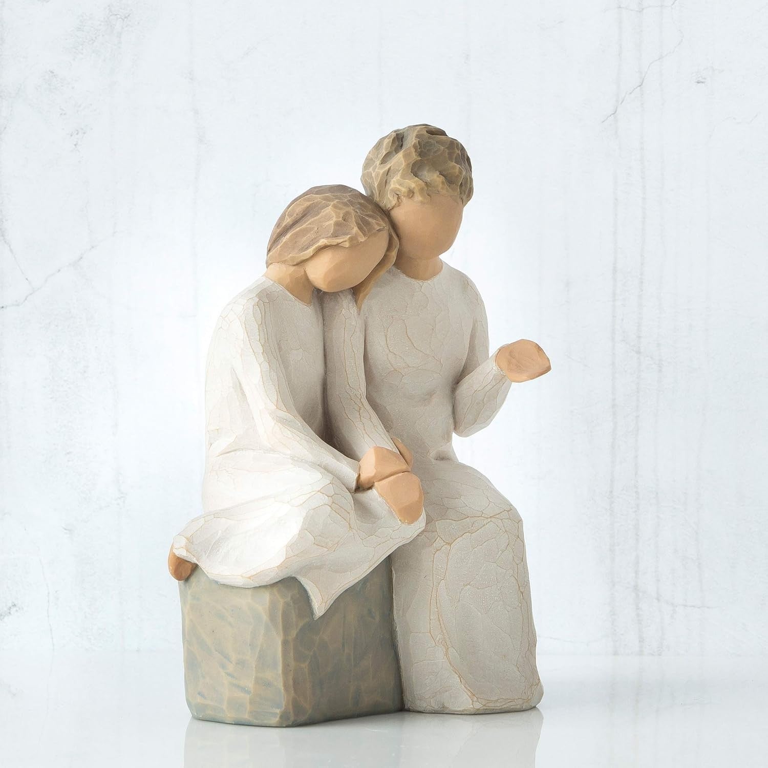 Grandmother & Child Figurine 14.5cm Resin Ornament | Family Love Sculpture Gift - Kwikley