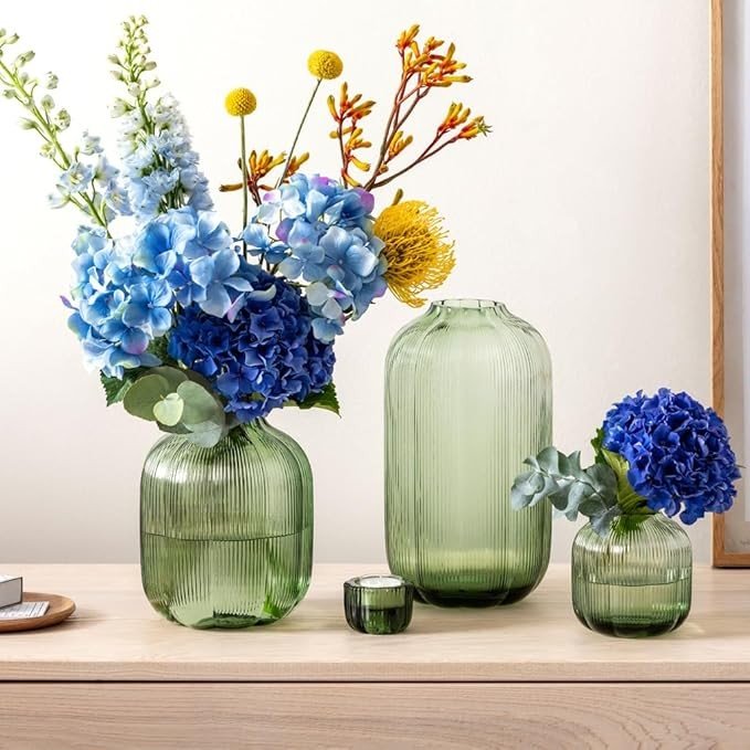 Green Glass Flower Vase 19cm Ribbed Modern Table Vase Home Decor - Kwikley