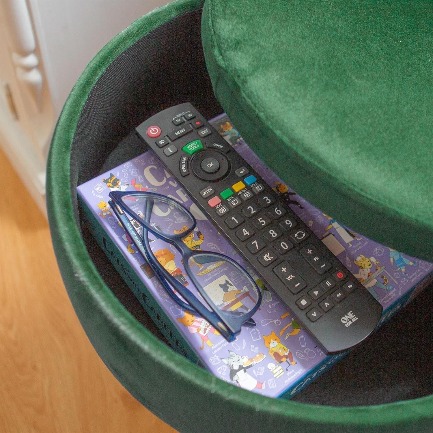 Green Velvet Storage Footstool with Gold Legs – Round Modern Pouffe 36×36×45cm - Kwikley
