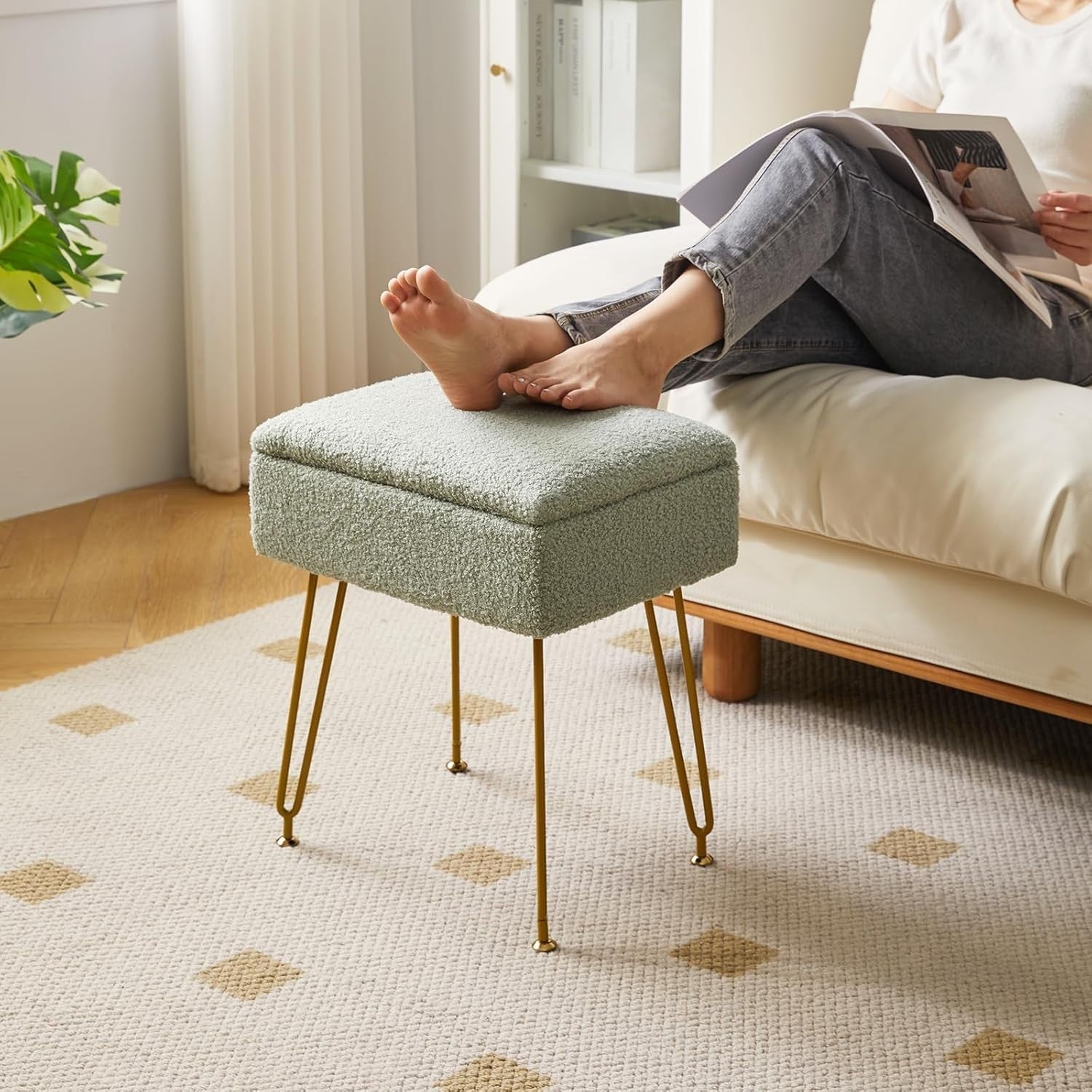 Green Velvet Storage Ottoman Stool with Metal Legs Modern Bench 40×30×47cm - Kwikley