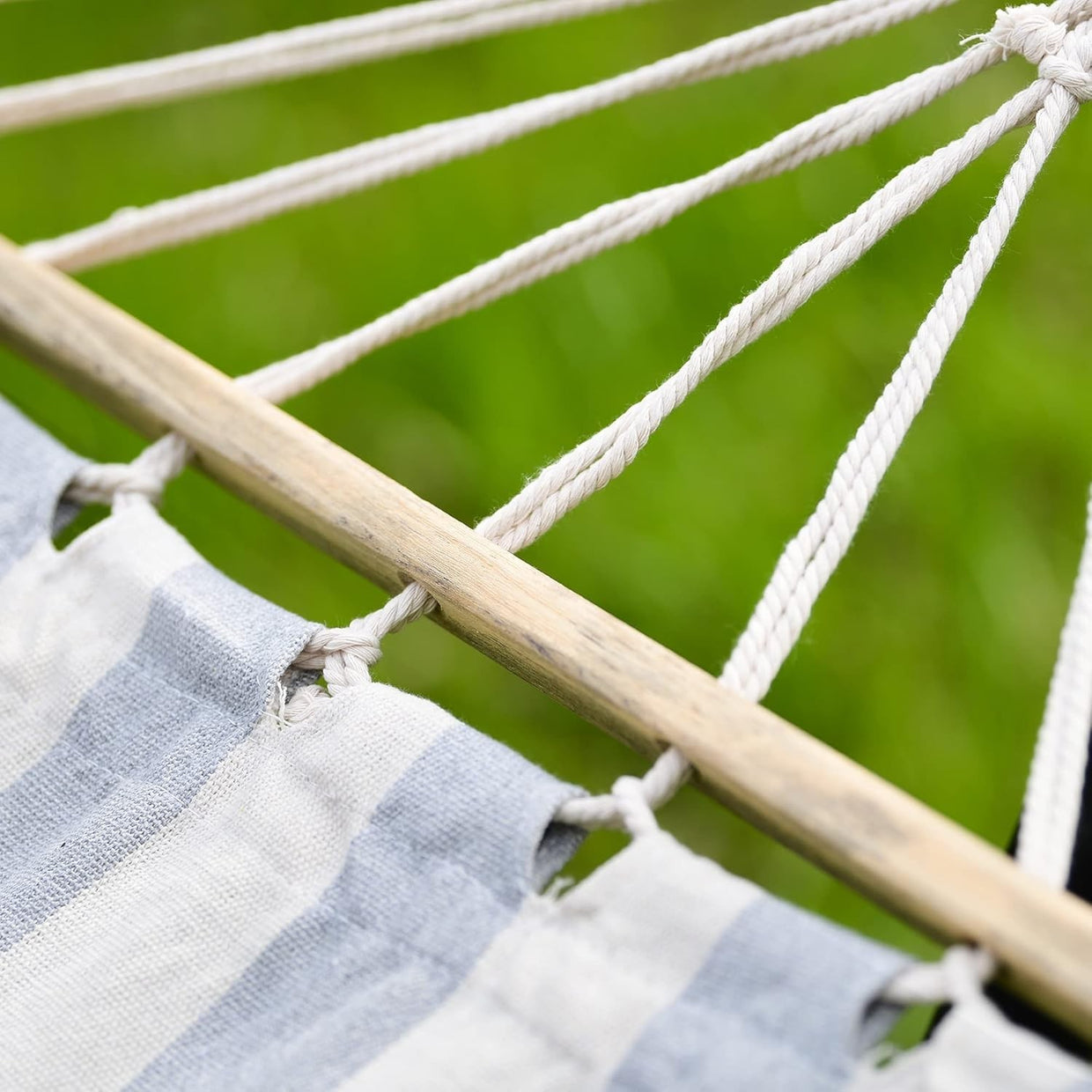 Grey & White Hammock with Stand | Portable Cotton Swing Bed | 150KG Capacity - Kwikley