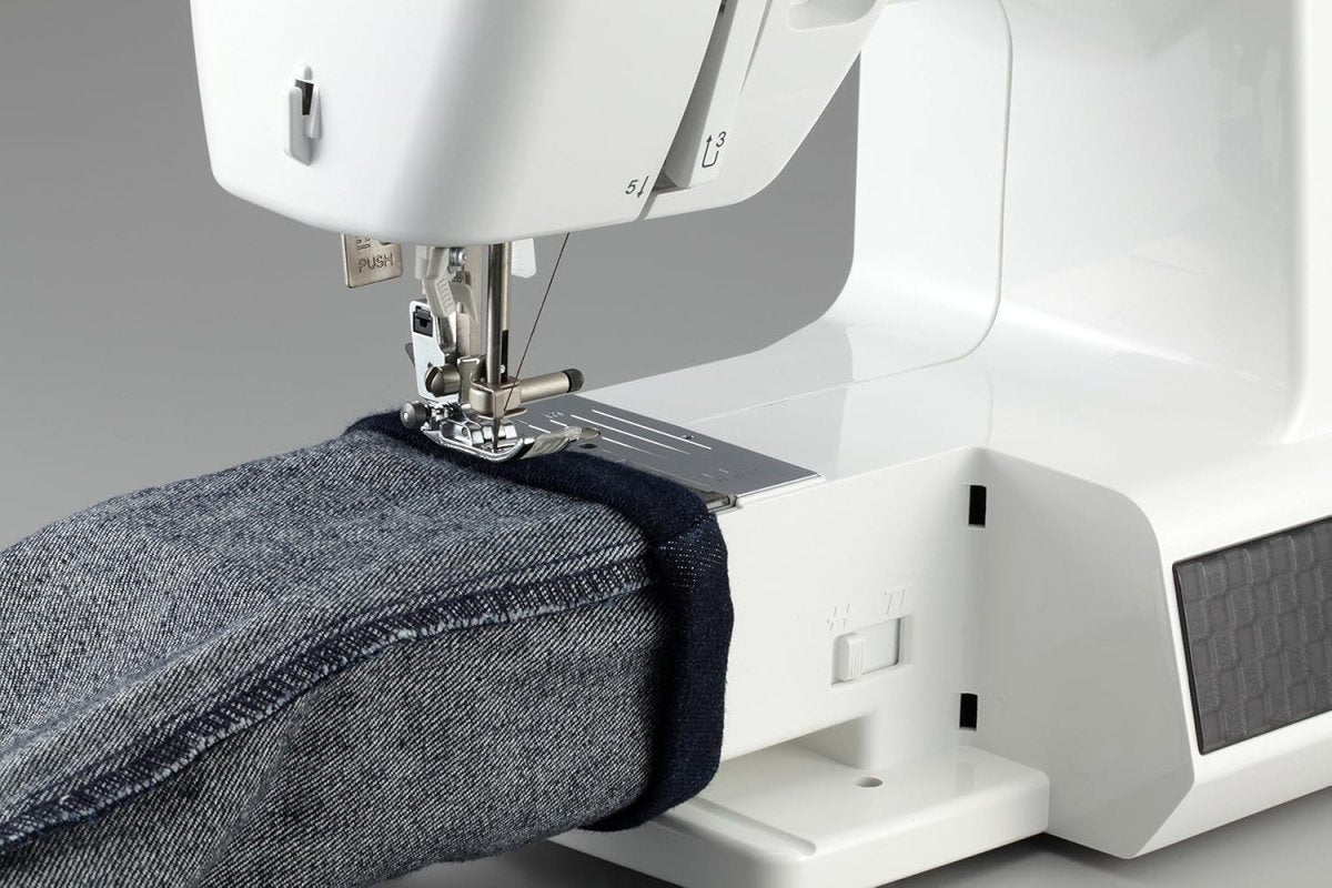 Heavy Duty Electronic Sewing Machine 27 Stitch Metal Chassis Leather PVC - Kwikley