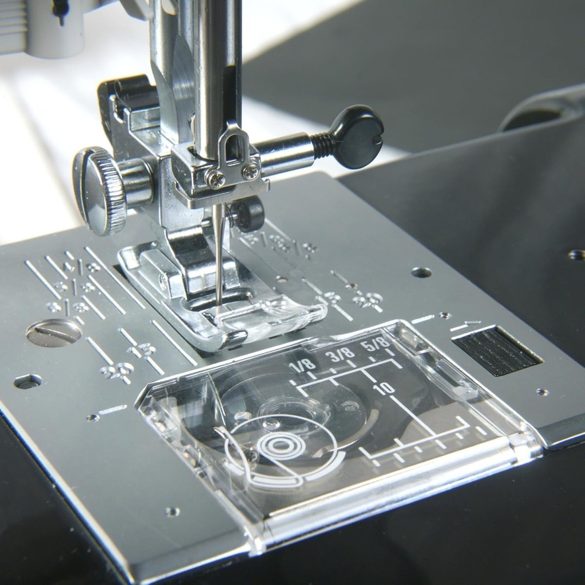 Heavy Duty Sewing Machine 18 Stitches Auto Threader Free Arm LED - Kwikley