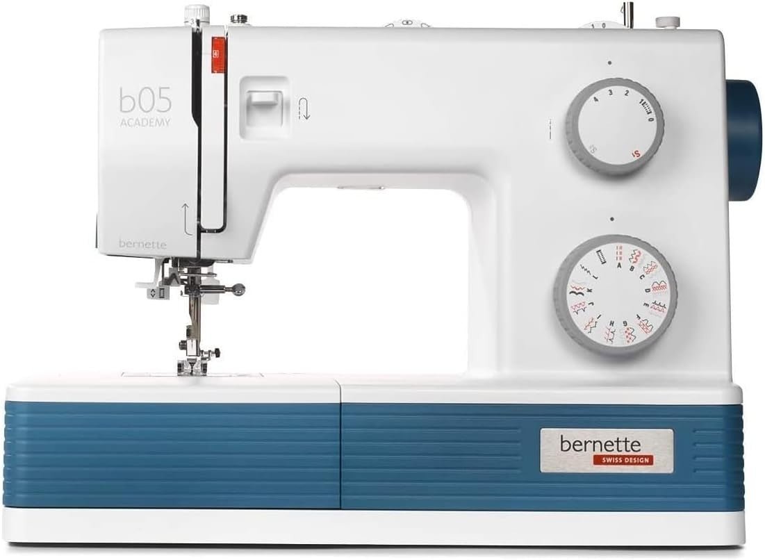Heavy Duty Sewing Machine 30 Stitches 1100 SPM Extension Table LED - Kwikley