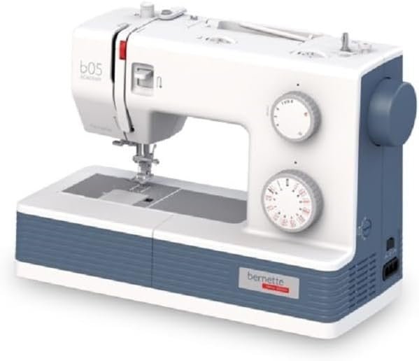 Heavy Duty Sewing Machine 30 Stitches 1100 SPM Extension Table LED - Kwikley