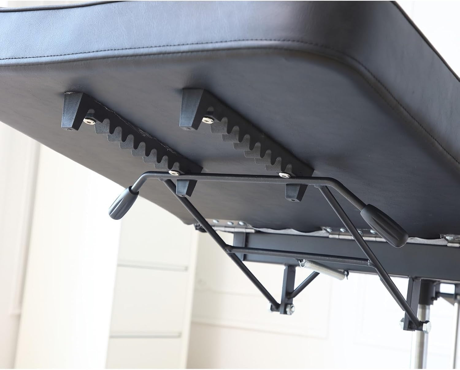 Hydraulic 3 - Section Beauty Massage Bed w/ Head Cushion & Swivel Stool Black - Kwikley