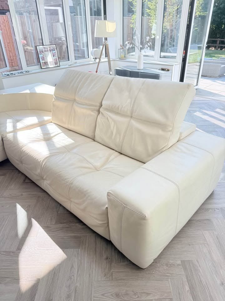 Ivory Natuzzi Large Cream Leather Corner Sofa (PTP) - Kwikley