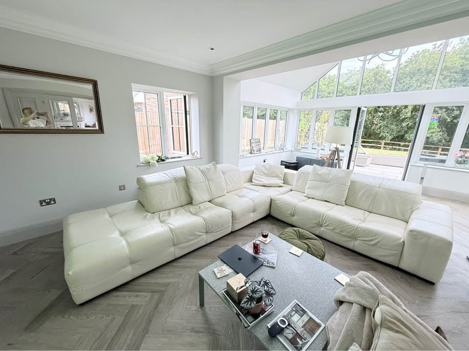 Ivory Natuzzi Large Cream Leather Corner Sofa (PTP) - Kwikley