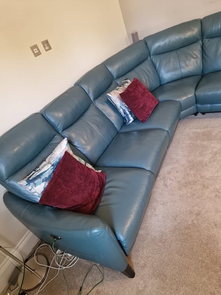 Large 8 Seater Blueish Green Leather Corner Sofa (PTP) - Kwikley