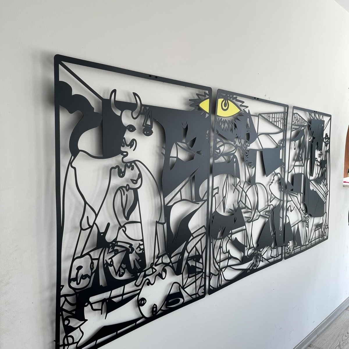 Large Abstract Cubist Metal Wall Art 81cm Modern Face Decor - Kwikley