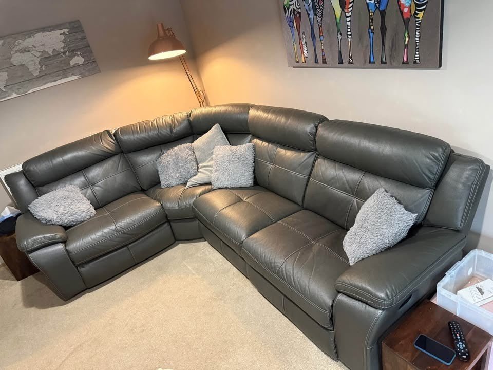 Large Grey Luxe Plush Leather Reclining Corner Sofa (PTP) - Kwikley