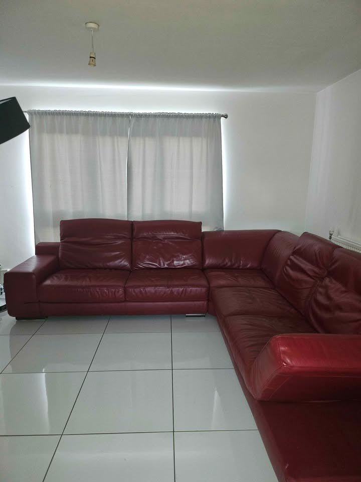Large Lush Red Leather Corner Sofa (PTP) - Kwikley