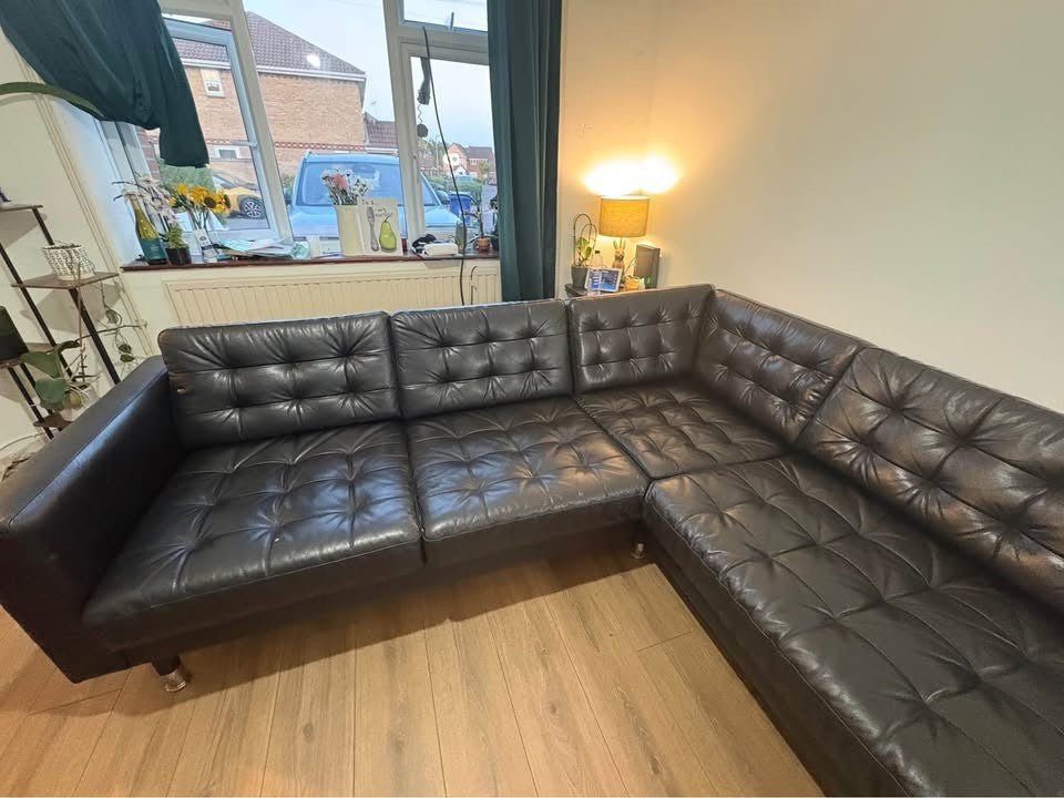 Large Luxe Sleek Black Leather Corner Sofa (PTP) - Kwikley
