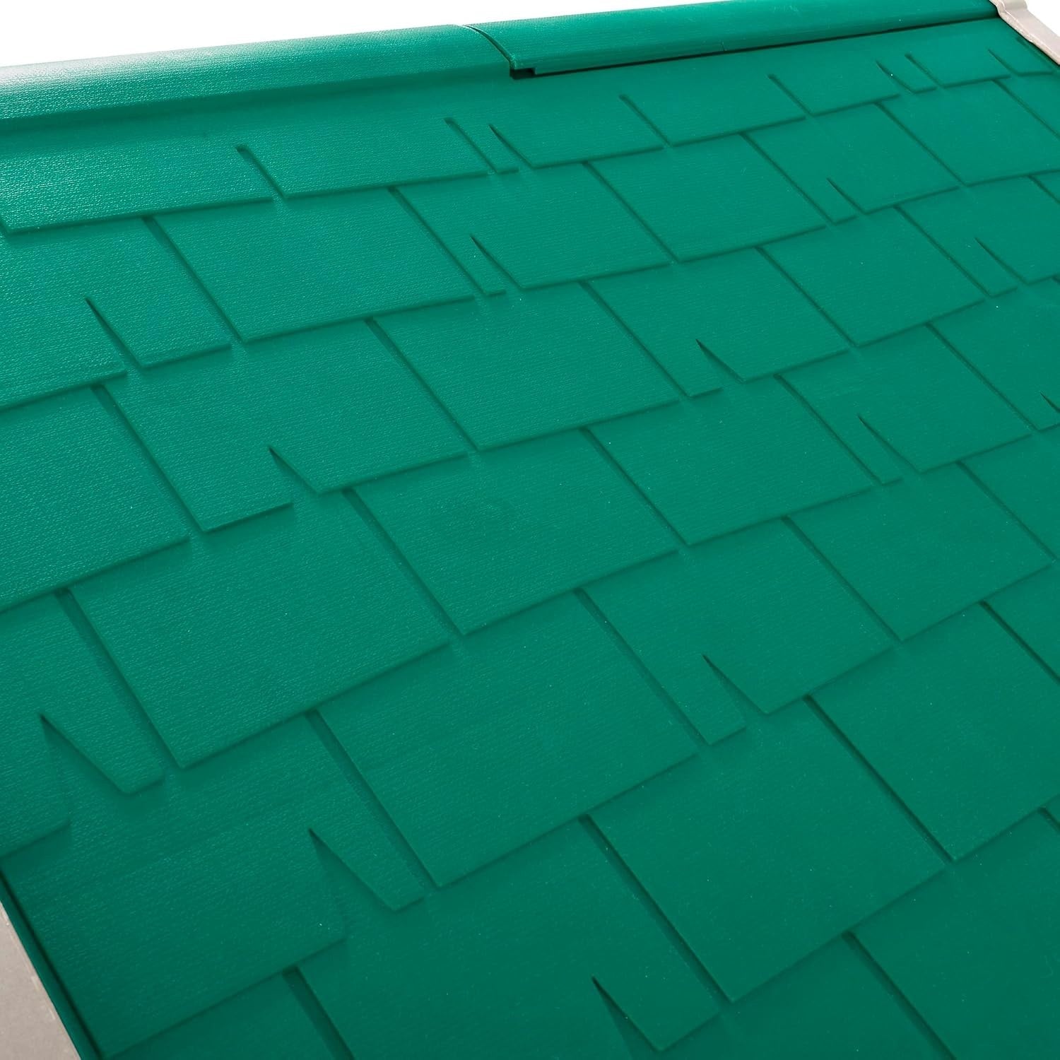 Large Outdoor Dog Kennel House Green Roof Weatherproof Easy Clean Shelter - Kwikley