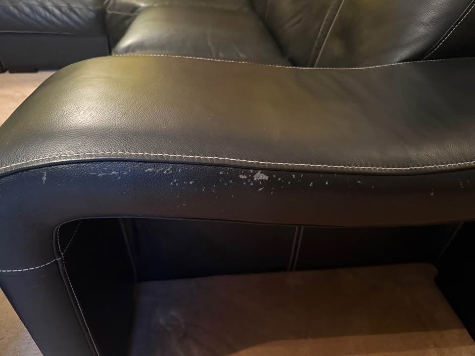 Large Sectional Black Leather Corner Sofa (PTP) - Kwikley