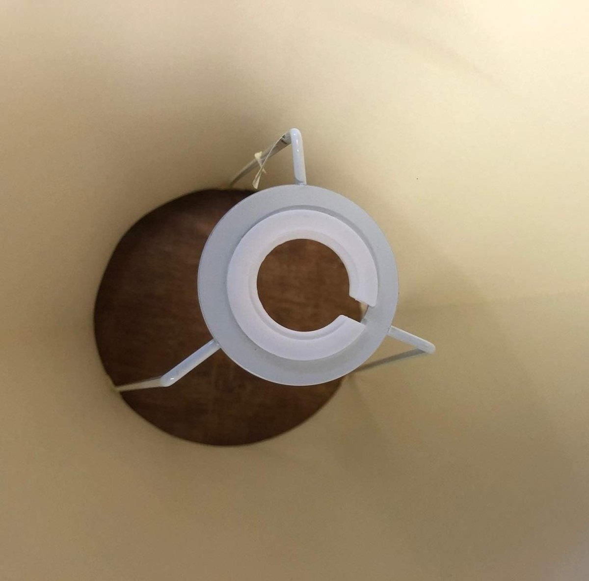 Large Traditional Cream Gold Bell Lampshade Fully Lined Scalloped 22in - Kwikley