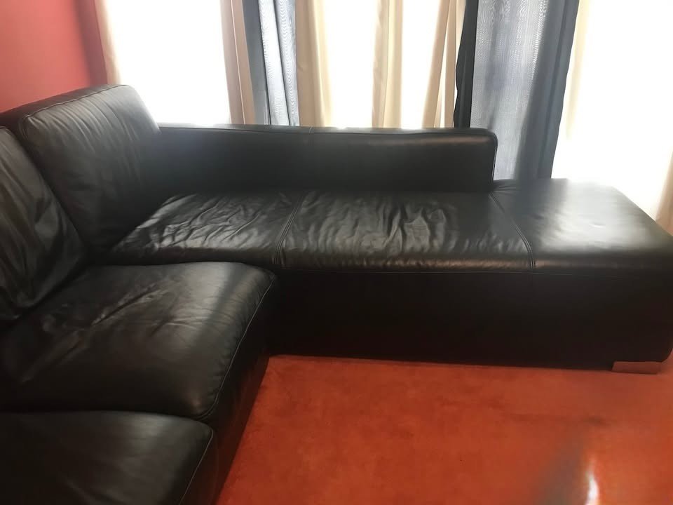 Luxe Extra Long Black Leather Corner Sofa (PTP) - Kwikley