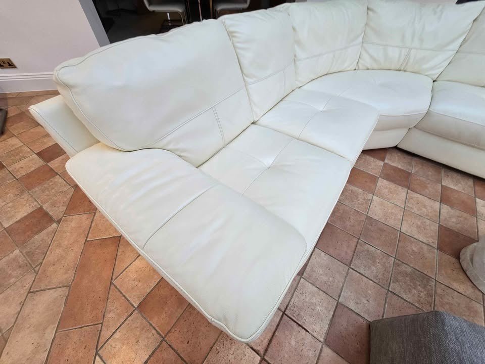 Luxe Splendid White Leather Corner Sofa (PTP) - Kwikley