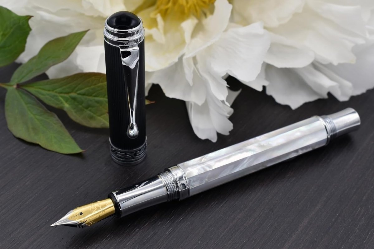 Luxury Oceanic White Mother of Pearl Fountain Pen Fine Nib PVD 148mm - Kwikley