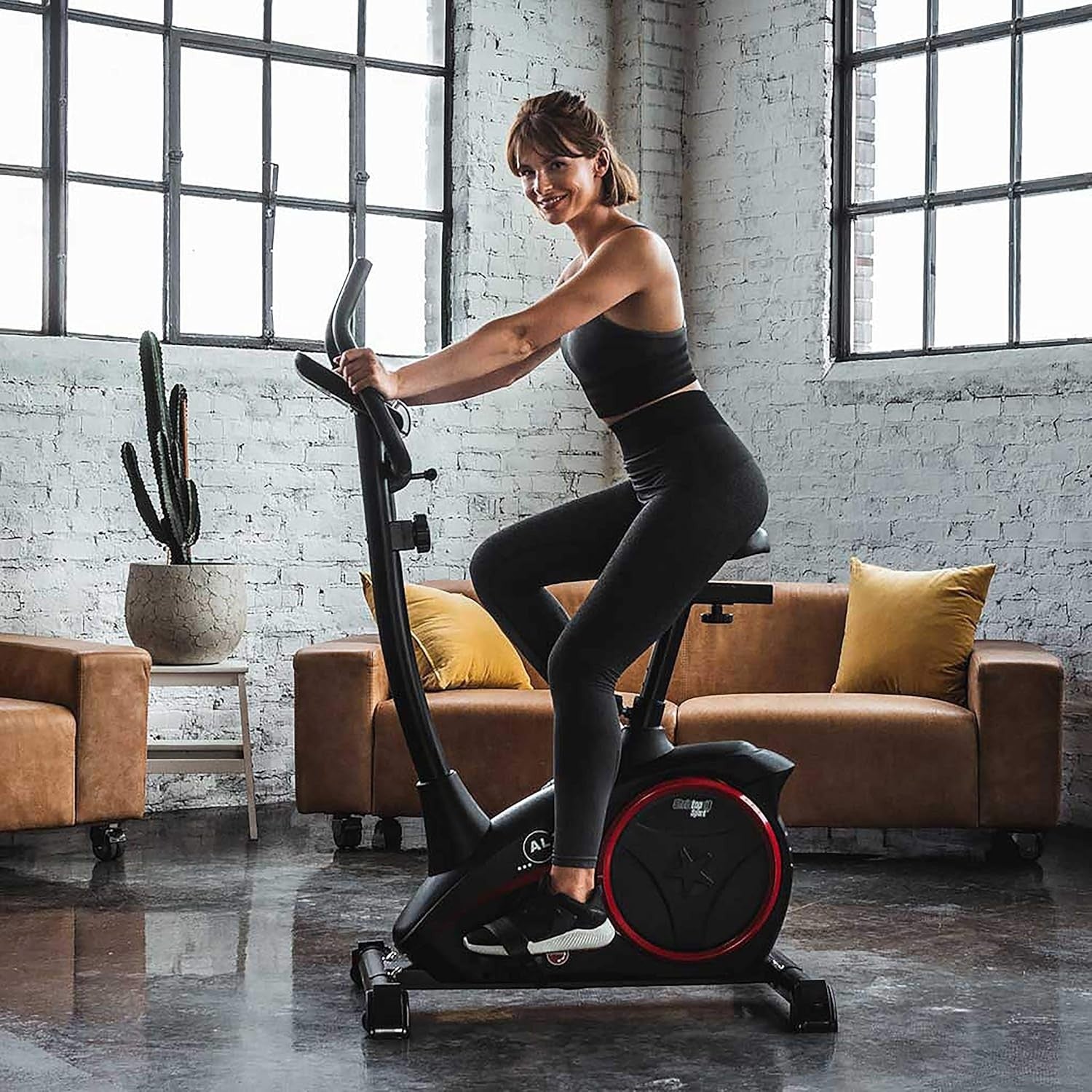 Magnetic Exercise Bike 8 - Level Resistance Adjustable Indoor Fitness Trainer - Kwikley