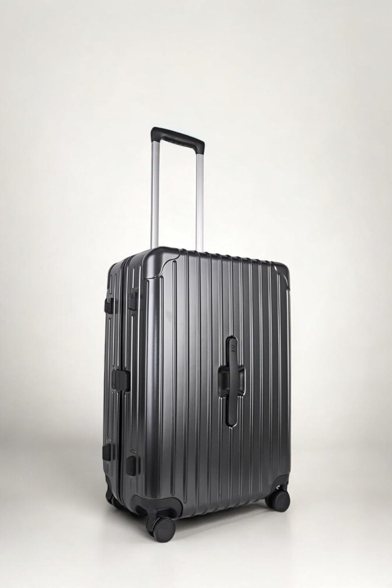 Medium Hard Shell Check In Travel Case TSA Lock 4 Wheel Spinner Cup Holder - Kwikley