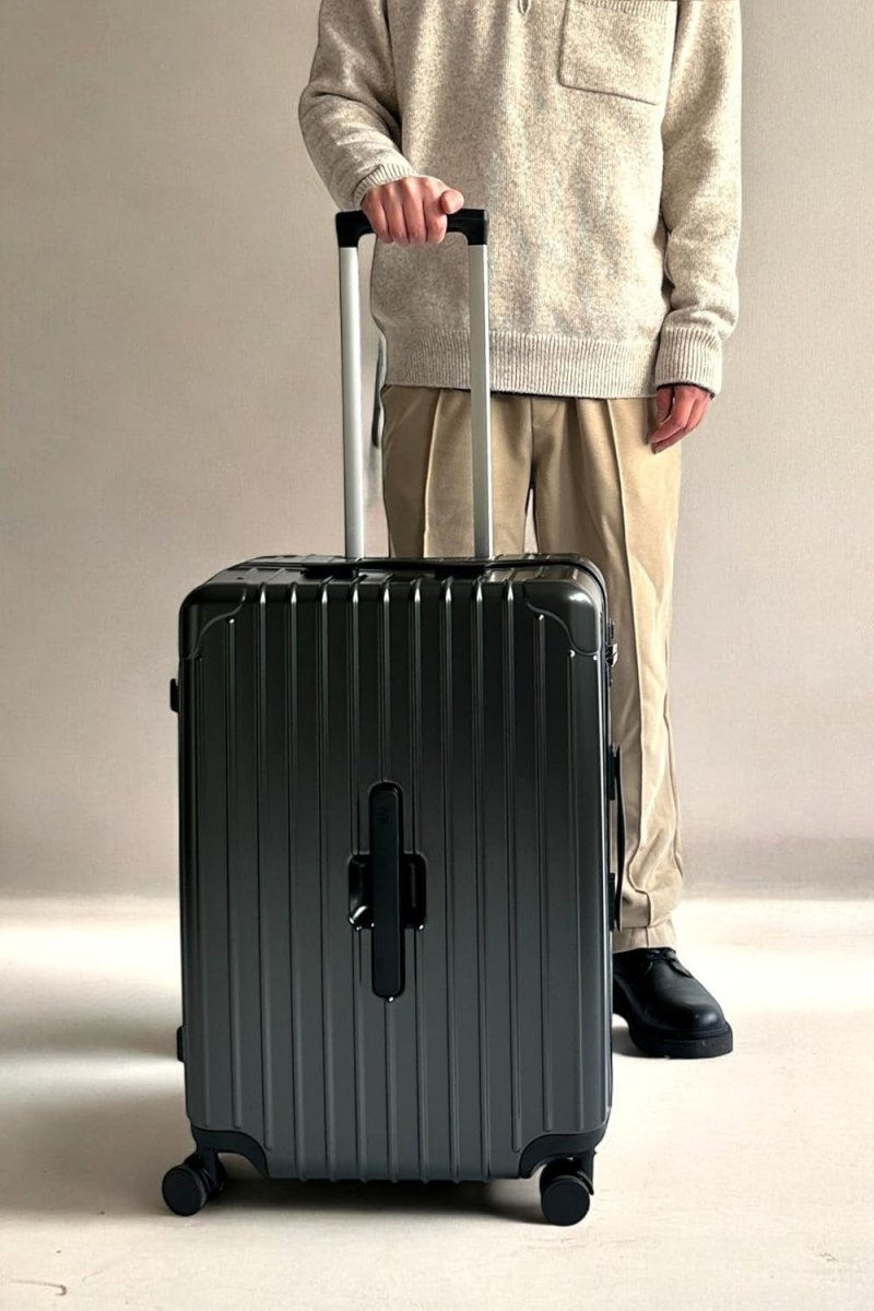 Medium Hard Shell Check In Travel Case TSA Lock 4 Wheel Spinner Cup Holder - Kwikley