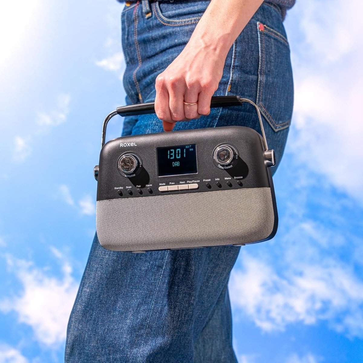 Portable DAB+/FM Retro Radio with Bluetooth, USB, AUX & Alarm – Black - Kwikley