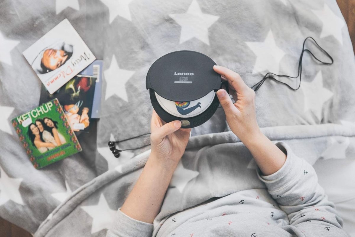 Portable Discman CD Player Anti Shock LCD MP3 Headphones Black - Kwikley