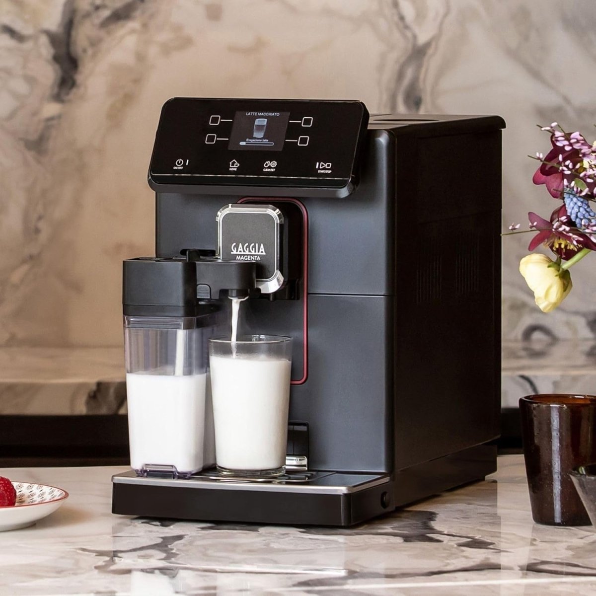 Premium Bean - to - Cup Coffee Machine | Auto Milk Carafe | 12 Drinks | 1400W - Kwikley