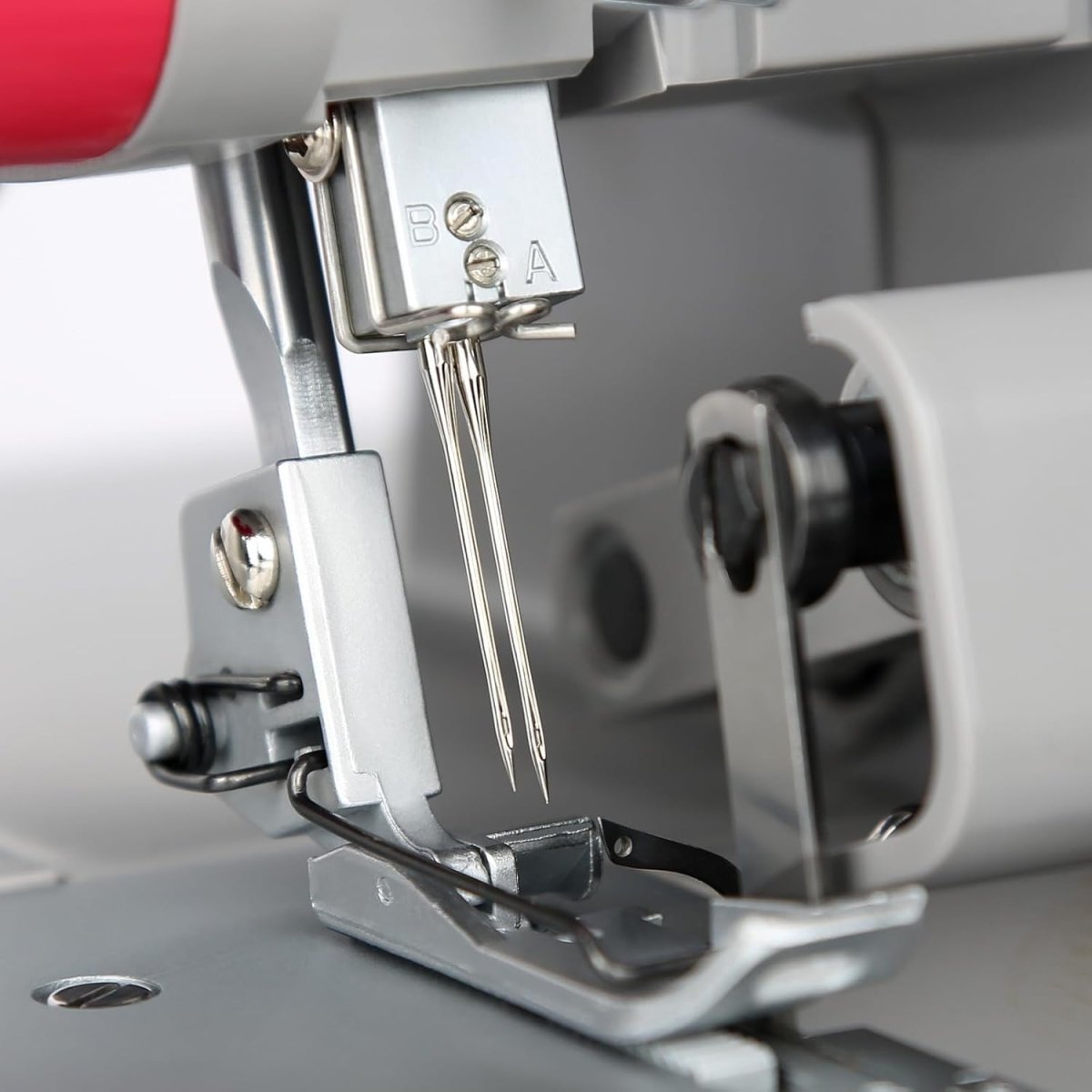 Serger Overlock Sewing Machine 2 3 4 Thread Rolled Hem 1100 SPM - Kwikley
