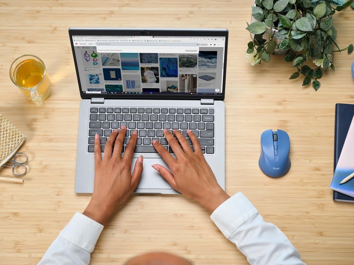 Silent Wireless Mouse 2.4GHz 1000 - 1800 DPI USB Laptop PC - Kwikley