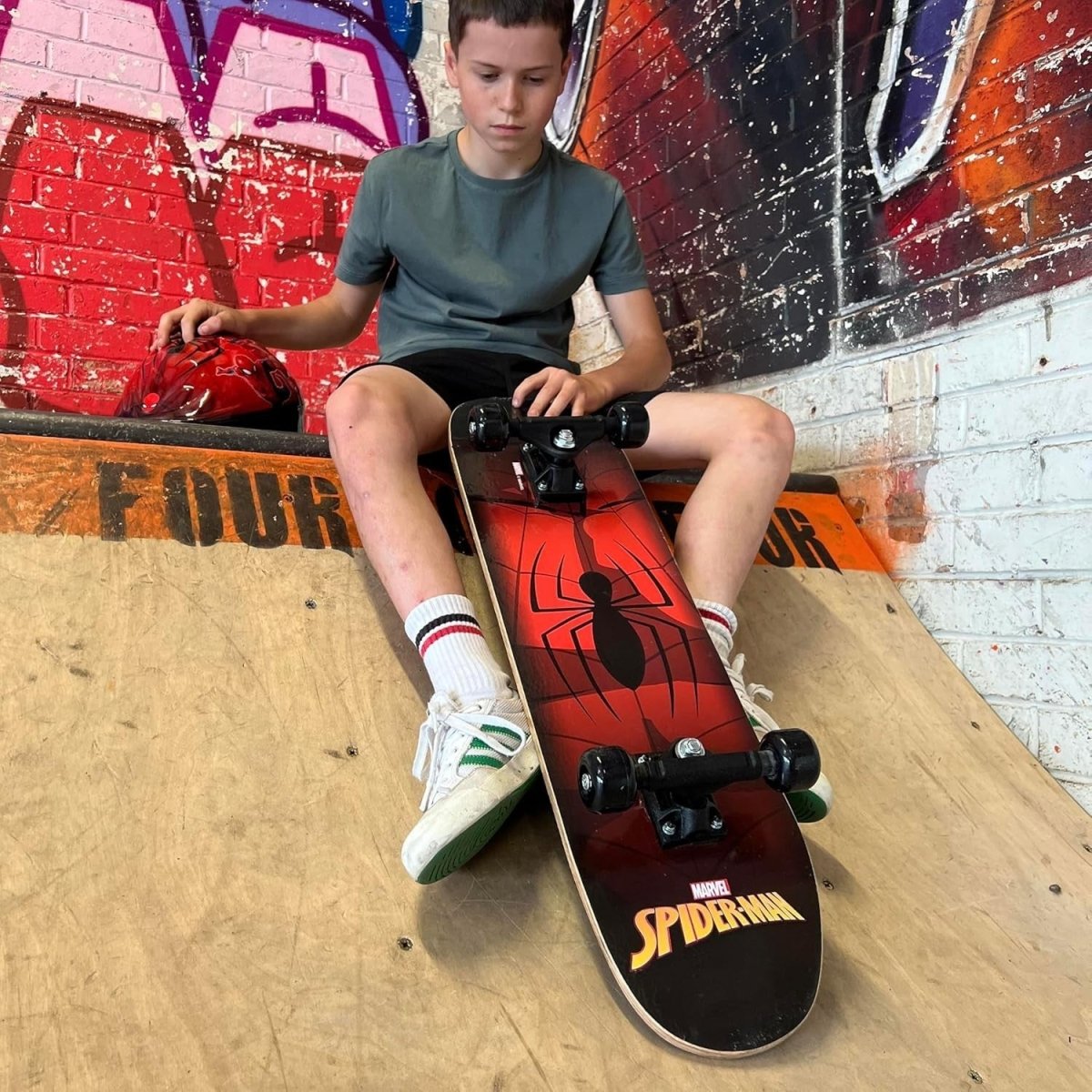 Spiderman Kids Beginner Skateboard 31in 7 - Ply Deck Smooth Wheels Age 5+ - Kwikley