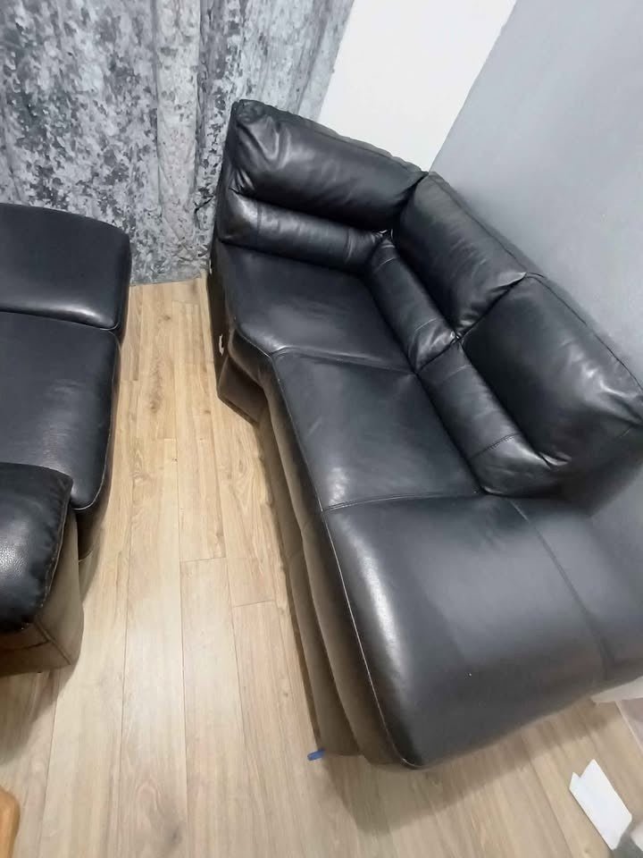 Splendid Luxe Black Leather Corner Sofa L - Shape Sofa (PTP) - Kwikley