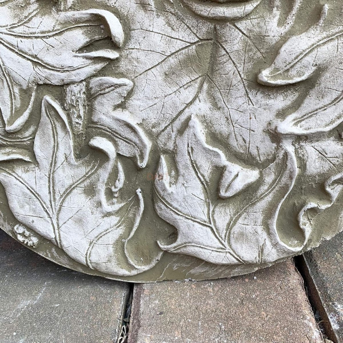 Stone Green Man Wall Plaque Round Garden Sculpture 30cm Decor - Kwikley