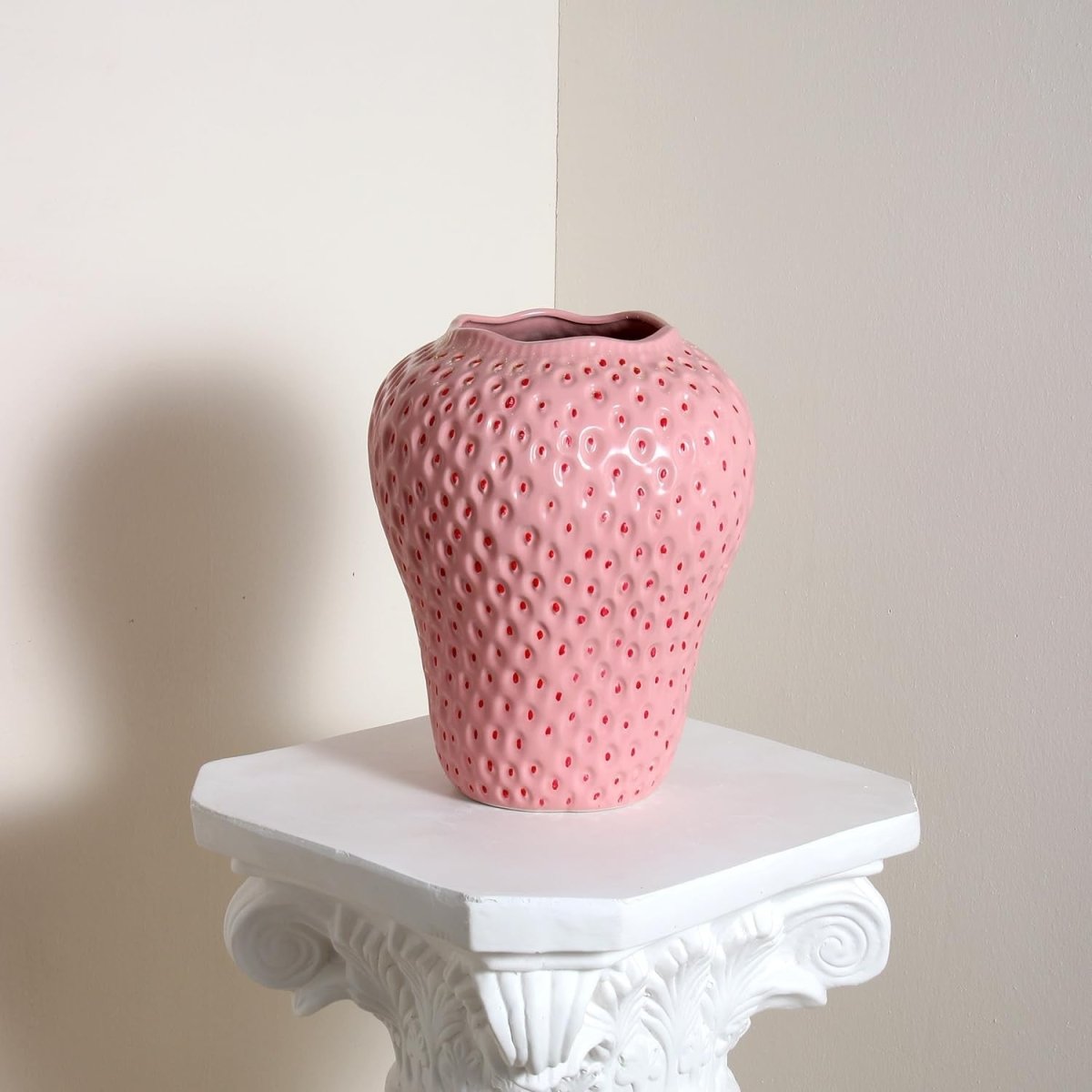 Strawberry Ceramic Flower Vase Large Pink Decorative Fruit Home Décor - Kwikley