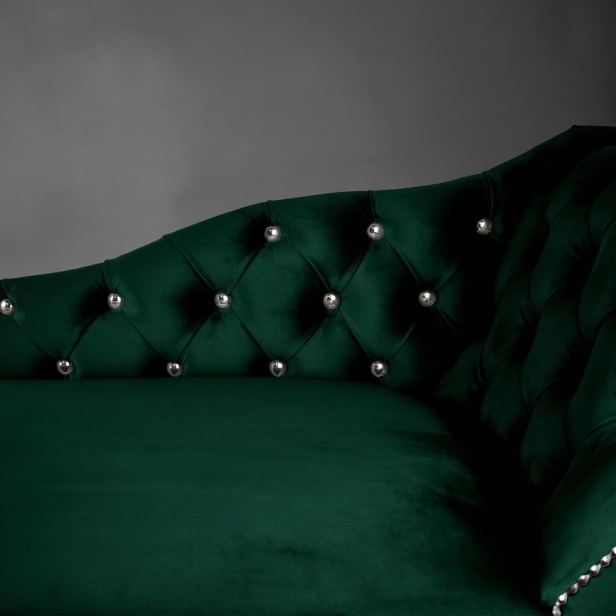 Velvet Tufted Chaise Lounge Sofa Right Hand Jasper Accent Chair 133cm. - Kwikley