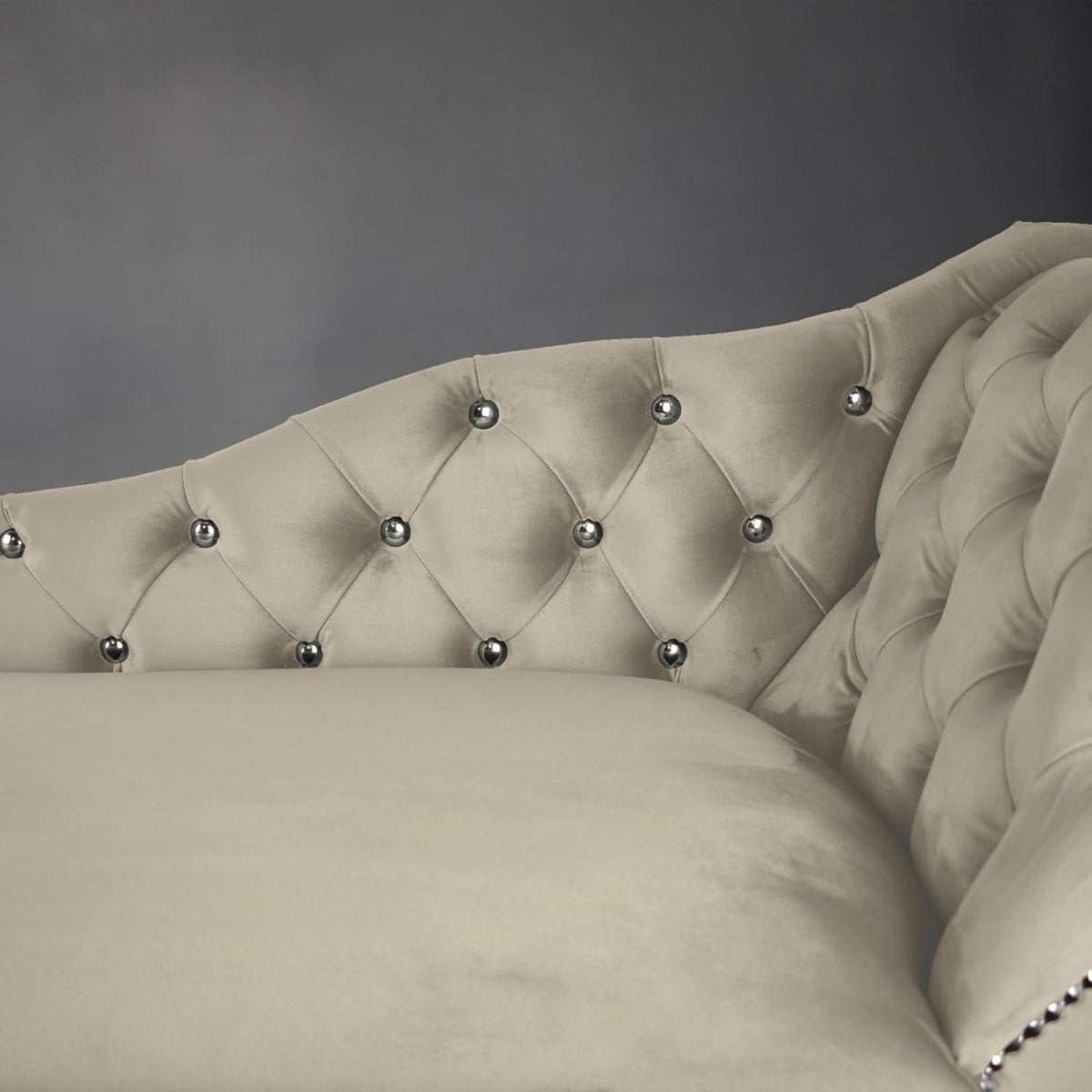 Velvet Tufted Chaise Lounge Sofa Right Hand Light Grey Accent Chair 133cm - Kwikley