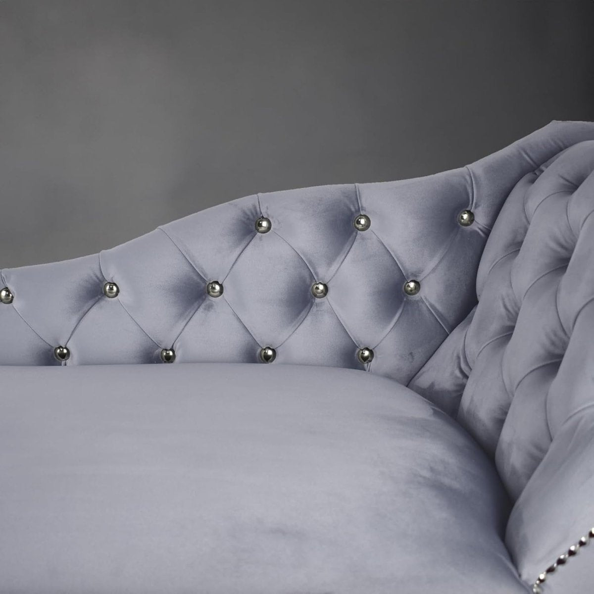 Velvet Tufted Chaise Lounge Sofa Right Hand Platinum Accent Chair 133cm. - Kwikley