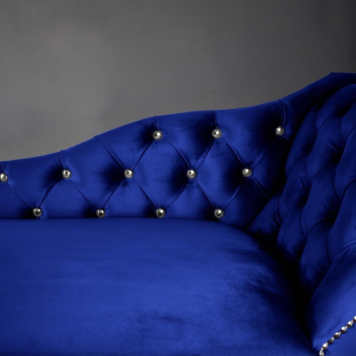 Velvet Tufted Chaise Lounge Sofa Right Hand Royal Accent Chair 133cm. - Kwikley