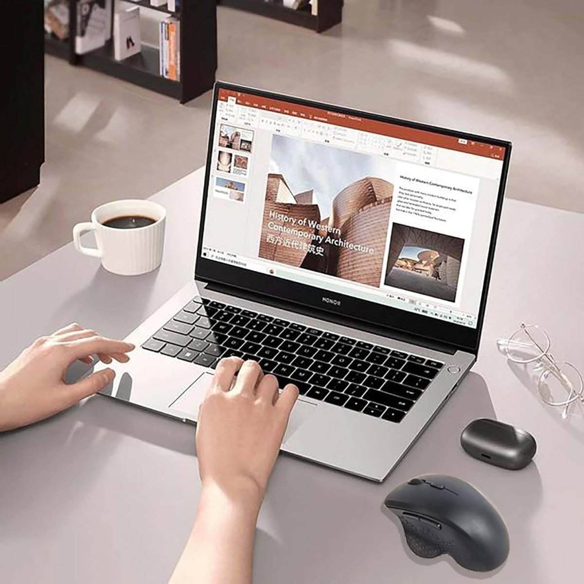 Vertical Ergonomic Wireless Mouse Dual Mode Silent 1600 DPI - Kwikley