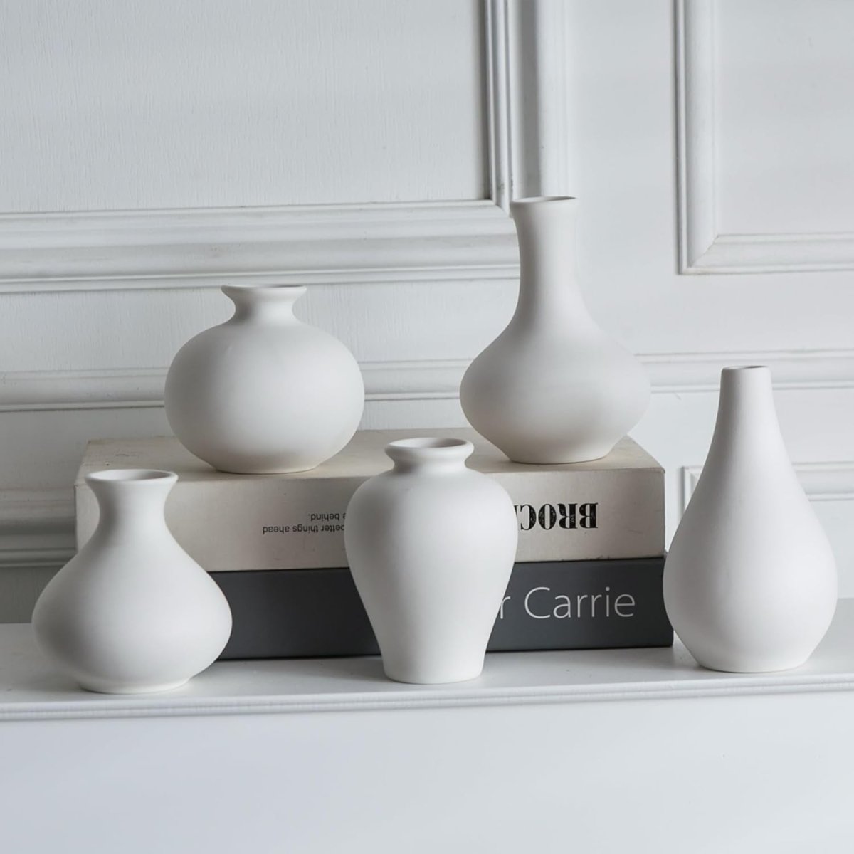 White Ceramic Bud Vase Set of 5 Mini Decorative Vases Modern Home Decor - Kwikley