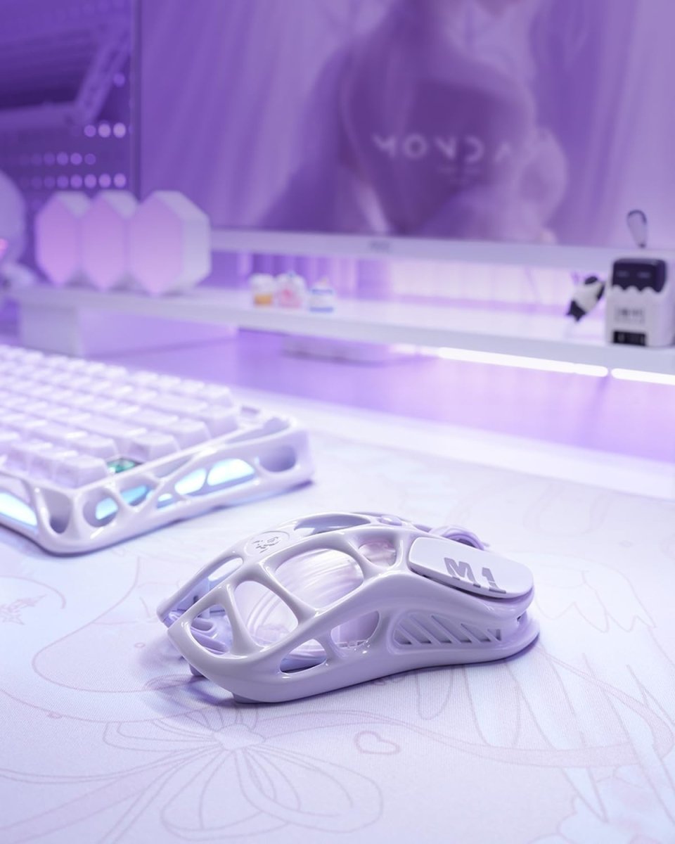 Wireless Gaming Mouse 26000 DPI Ultra - Light RGB 3 Mode 200H - Kwikley